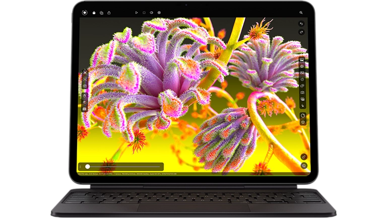 iPad pro M4 13インチ　512GB Apple iPad Pro 13”, M4 (2024), 512 GB, glossy, WiFi, space black